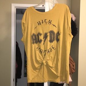 American Eagle Tie-Front AC/DC top